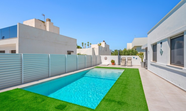 Revente - Villa -
La Marina