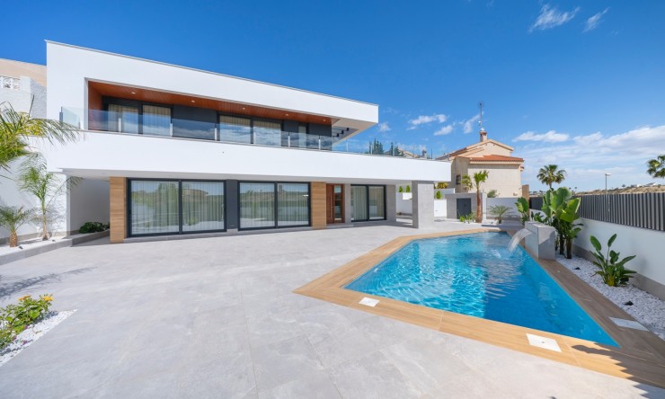 Resale - Villa -
Ciudad Quesada - Rojales - La Marquesa Golf