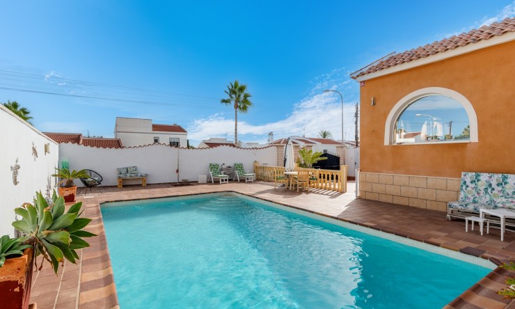 Herverkoop - Villa -
Ciudad Quesada - Rojales