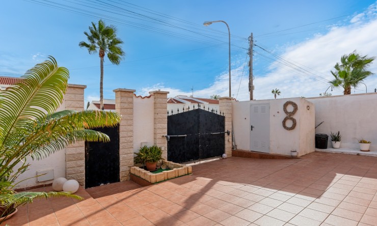 Herverkoop - Villa -
Ciudad Quesada - Rojales