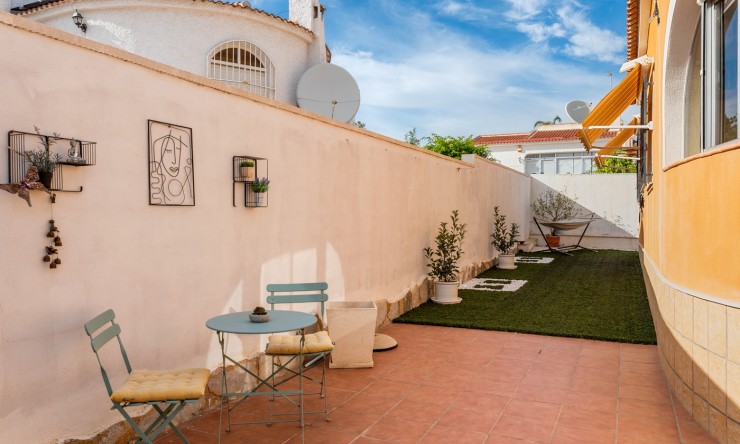 Herverkoop - Villa -
Ciudad Quesada - Rojales