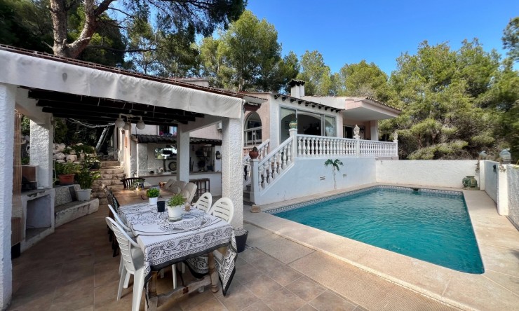 Resale - Villa -
Altea - Altea La Vella