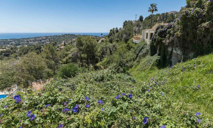 Resale - Land -
Moraira - Benimeit