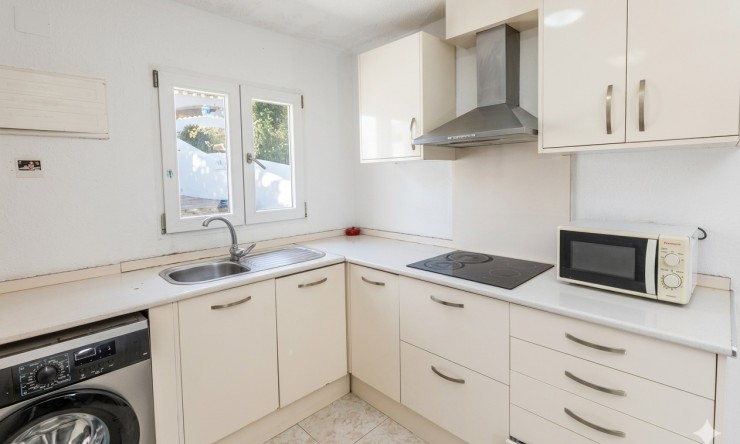 Resale - Villa -
Jávea / Xàbia - Partides comunes - Adsubia