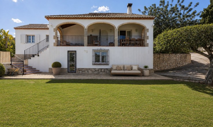 Resale - Villa -
Jávea / Xàbia - Partides comunes - Adsubia