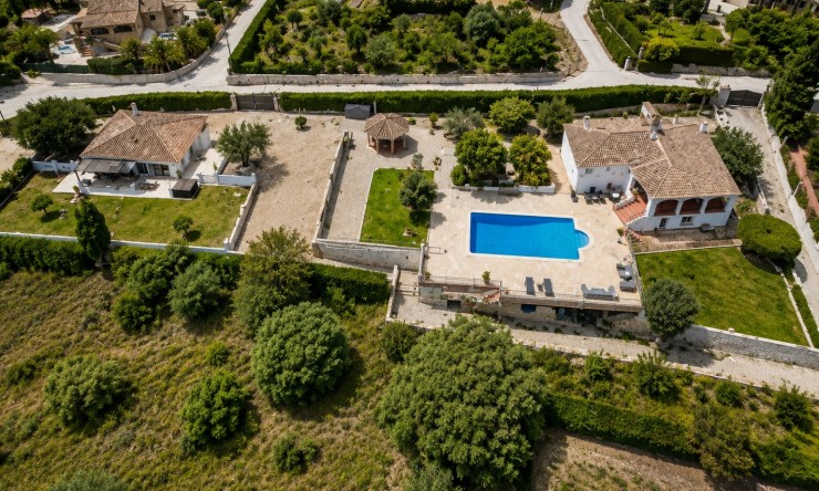 Resale - Villa -
Jávea / Xàbia - Partides comunes - Adsubia
