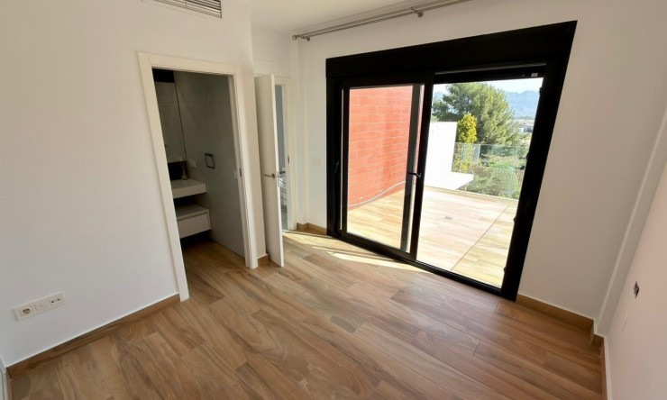 Resale - Villa -
Polop - Alberca de Polop