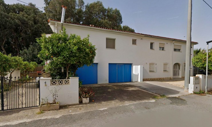Resale - Villa -
Albir - Center