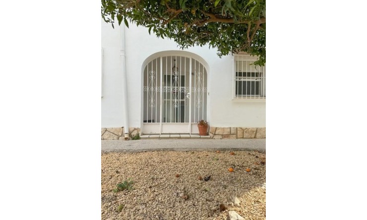 Resale - Villa -
Albir - Center