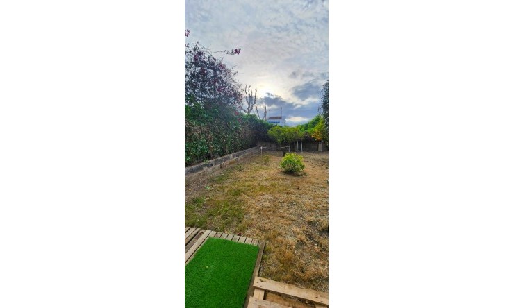 Resale - Villa -
Albir - Center