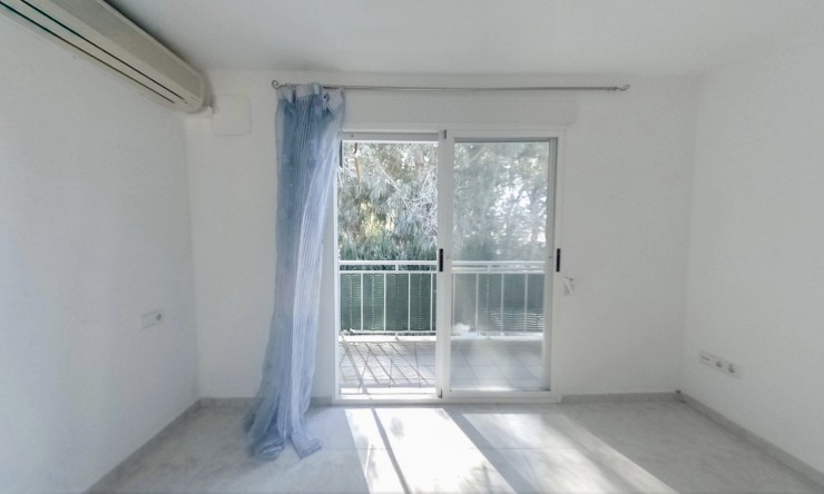 Resale - Villa -
Albir - Center