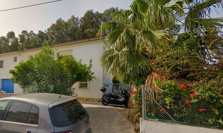 Resale - Villa -
Albir - Center
