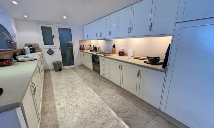 Resale - Apartment -
Altea
