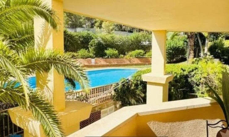 Revente - Appartement -
CALA VINYES - Calvià
