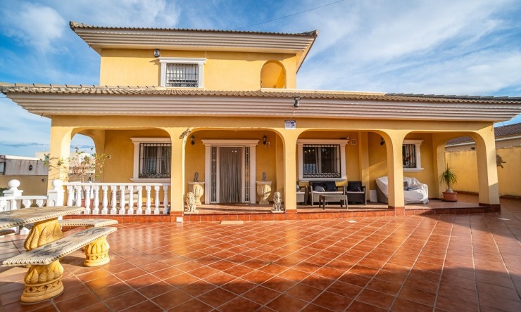 Revente - Villa -
TORREVIEJA - LOS BALCONES - LOS ALTOS