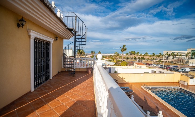 Revente - Villa -
TORREVIEJA - LOS BALCONES - LOS ALTOS