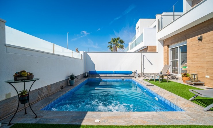 Revente - Villa -
PILAR DE LA HORADADA