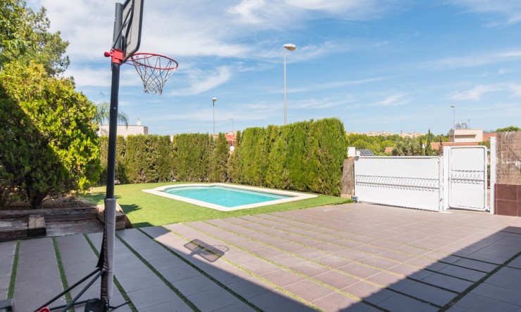 Revente - Villa -
MOLINA DEL SEGURA