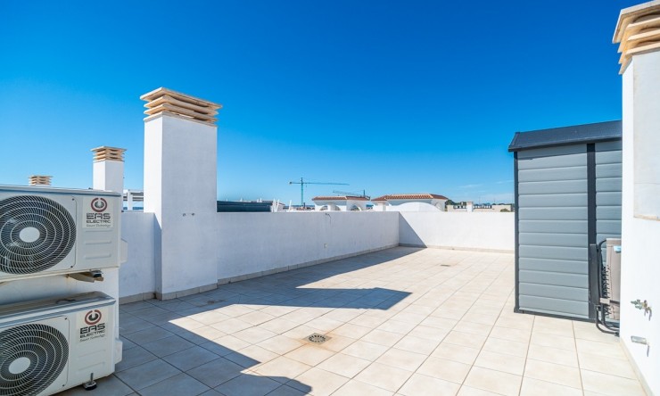 Revente - Villa -
CIUDAD QUESADA