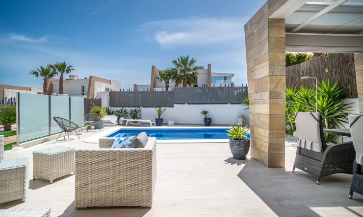 Revente - Villa -
ALGORFA - La Finca Golf