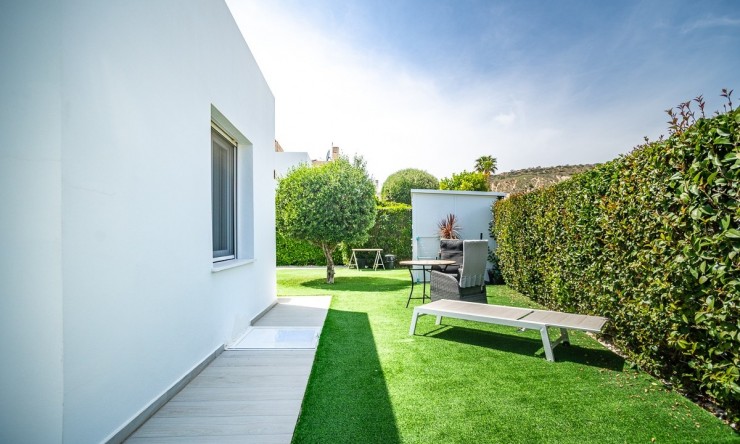 Revente - Villa -
ALGORFA - La Finca Golf