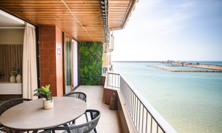 Revente - Appartement -
TORREVIEJA - Acequion