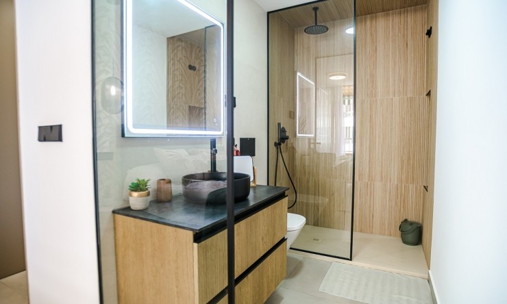 Revente - Appartement -
TORREVIEJA - Acequion