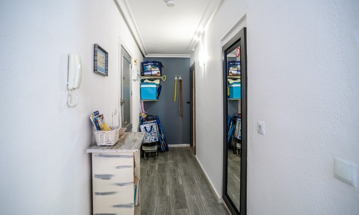 Wiederverkauf - Wohnung -
TORREVIEJA - Torrevieja