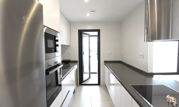 Resale - Apartment -
ORIHUELA COSTA - VILLAMARTÍN
