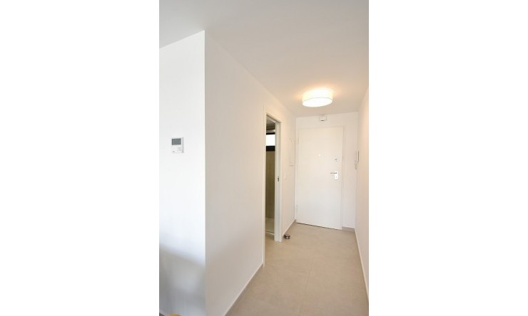 Resale - Apartment -
ORIHUELA COSTA - VILLAMARTÍN