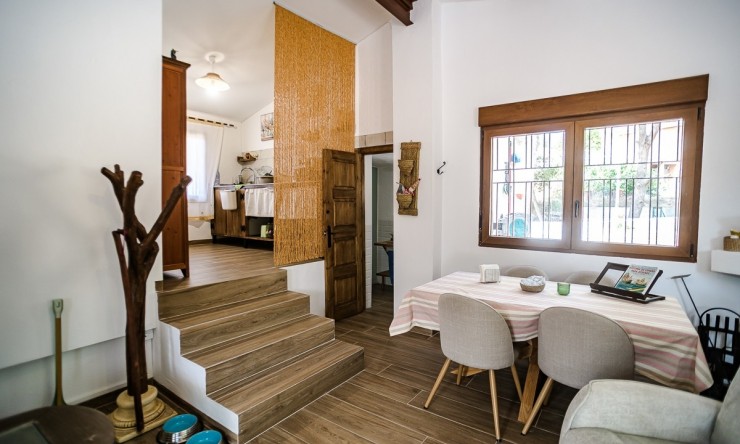 Reventa - Villa -
LA TERCIA - La Tercia