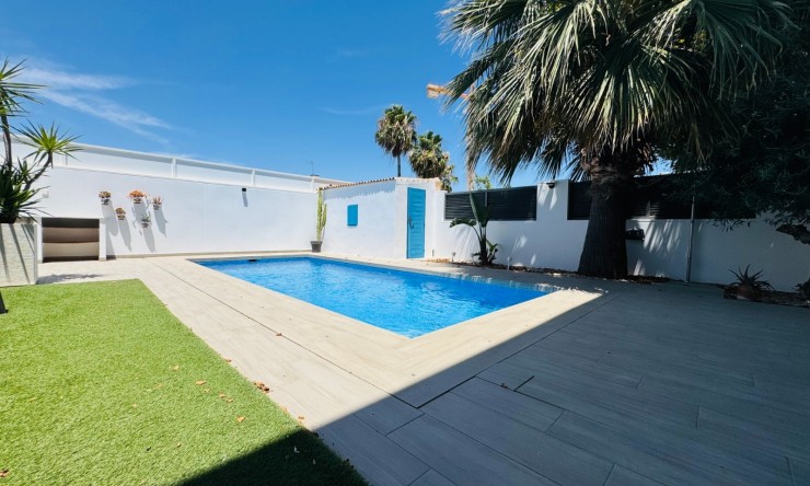 Resale - Villa -
SAN PEDRO DEL PINATAR - LO PAGÁN