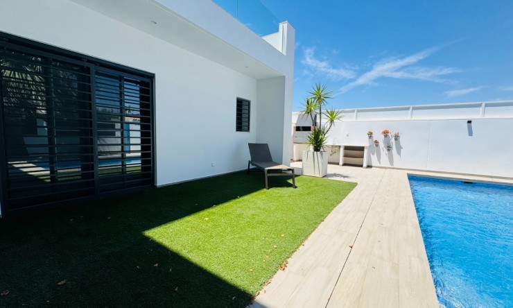 Resale - Villa -
SAN PEDRO DEL PINATAR - LO PAGÁN