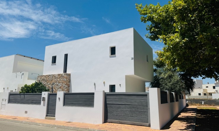 Resale - Villa -
SAN PEDRO DEL PINATAR - LO PAGÁN