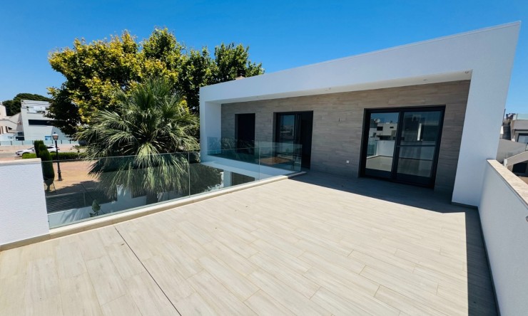 Resale - Villa -
SAN PEDRO DEL PINATAR - LO PAGÁN