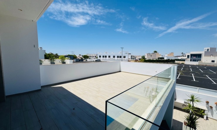 Resale - Villa -
SAN PEDRO DEL PINATAR - LO PAGÁN