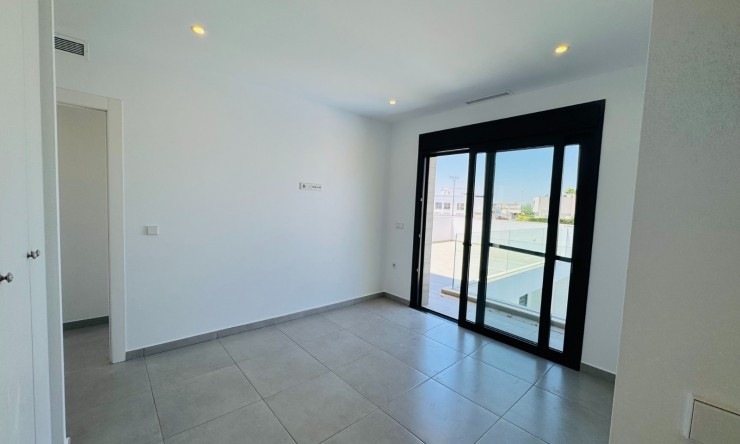 Resale - Villa -
SAN PEDRO DEL PINATAR - LO PAGÁN
