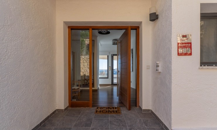 Reventa - Villa -
Altea