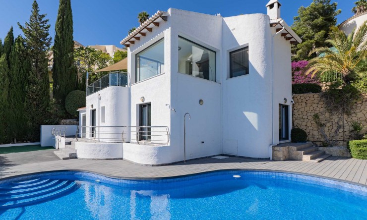 Reventa - Villa -
Altea