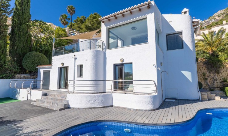 Reventa - Villa -
Altea