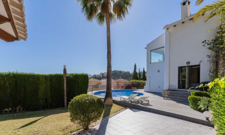 Reventa - Villa -
Altea