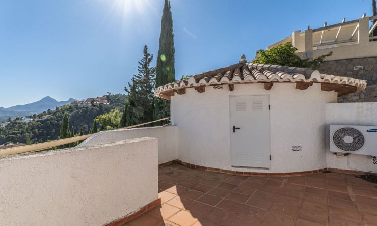 Reventa - Villa -
Altea