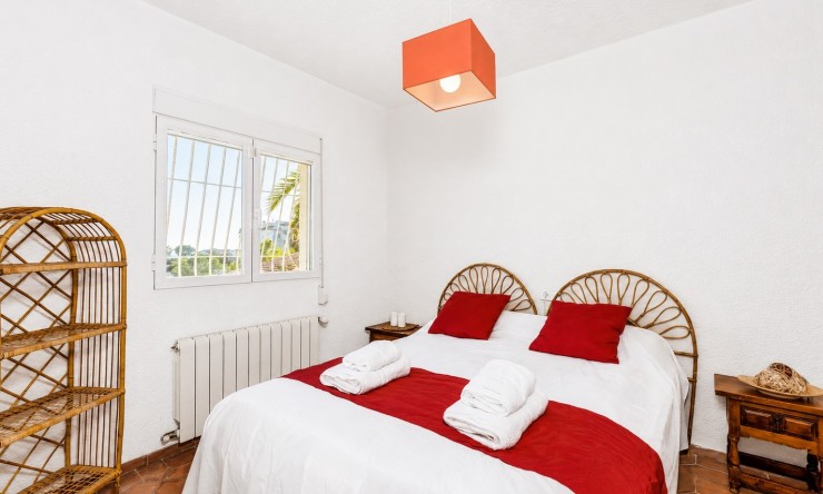 Resale - Villa -
Jávea / Xàbia - La Granadella  - Costa Nova