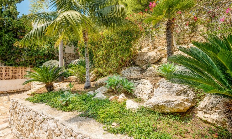 Resale - Villa -
Jávea / Xàbia - La Granadella  - Costa Nova
