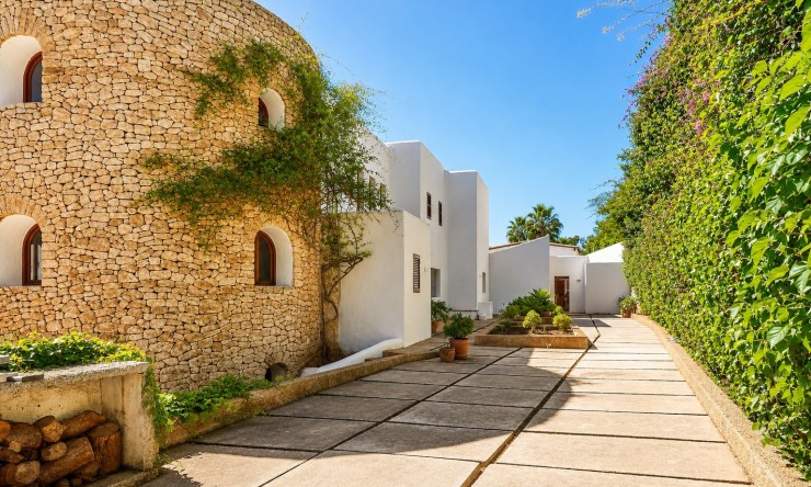 Resale - Villa -
Santa Eulària des Riu - Can Furnet