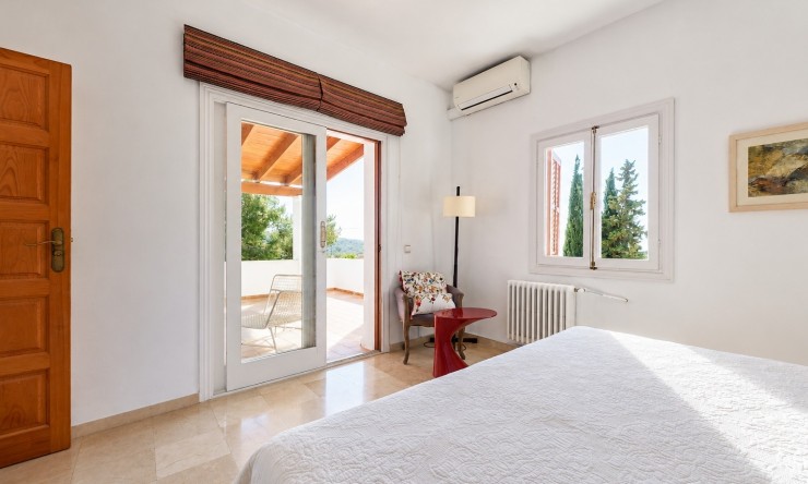 Resale - Villa -
Santa Eulària des Riu - Can Furnet