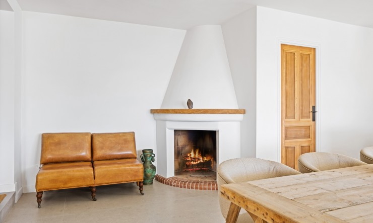 Resale - Villa -
Oliva - Oliva Pueblo