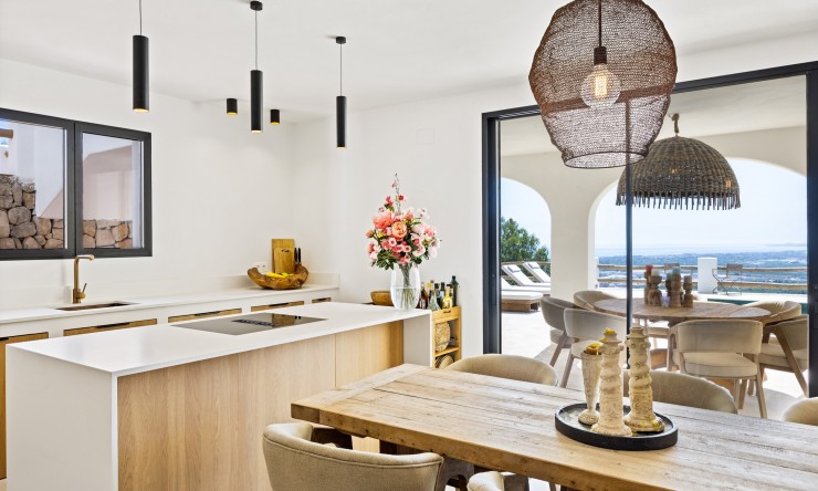 Resale - Villa -
Oliva - Oliva Pueblo