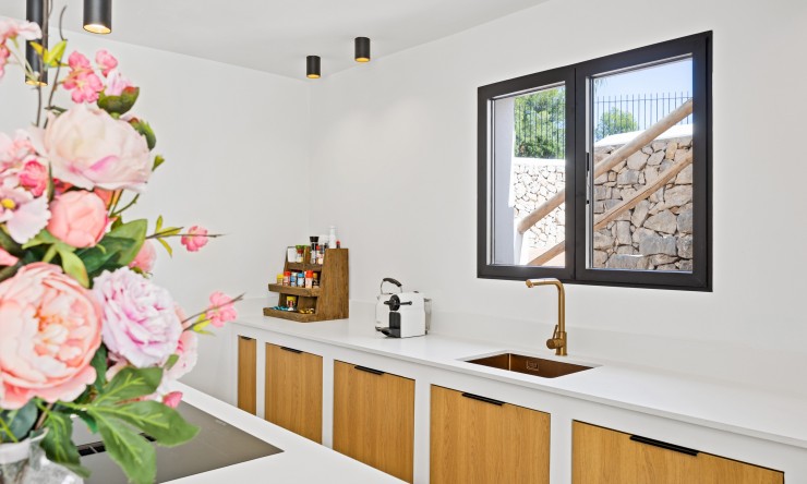 Resale - Villa -
Oliva - Oliva Pueblo