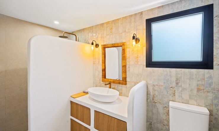 Resale - Villa -
Oliva - Oliva Pueblo
